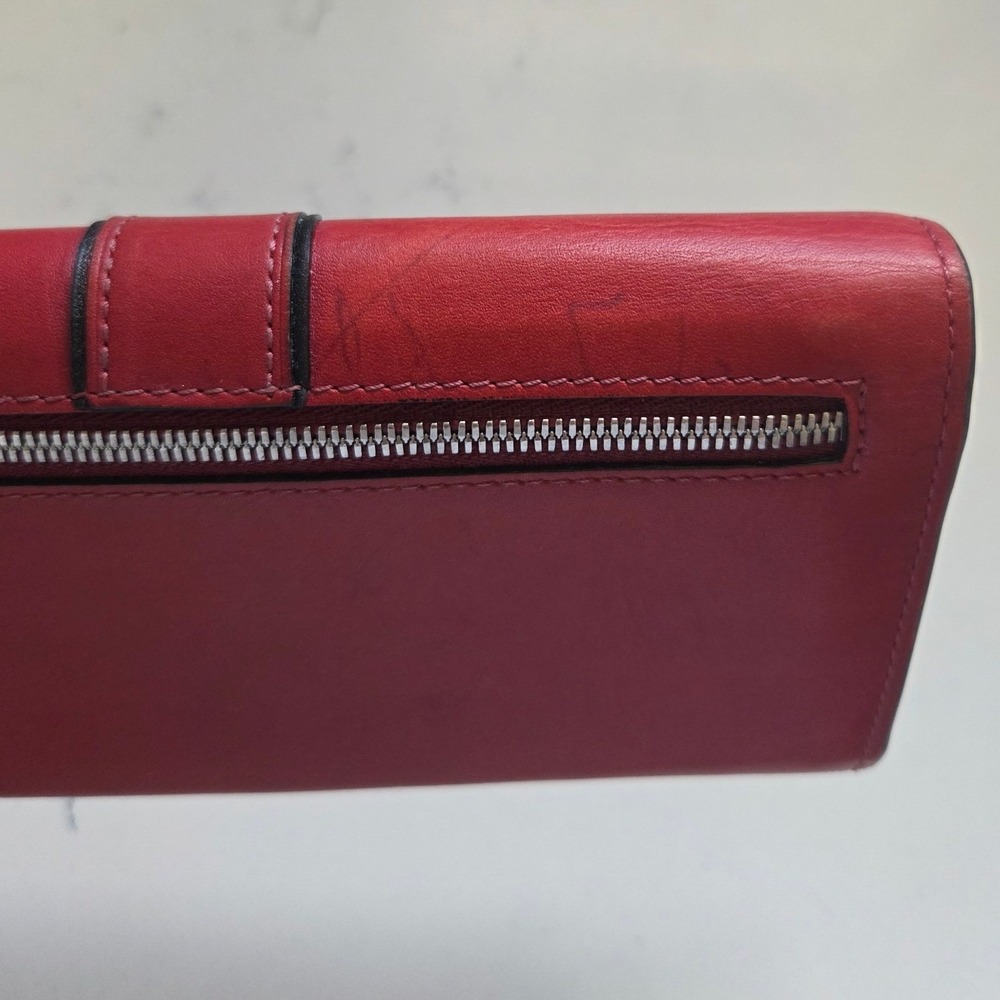 Tumi Red Leather Continental Wallet Clutch RFID Lock Black Trim Snap Closure - Picture 7 of 7
